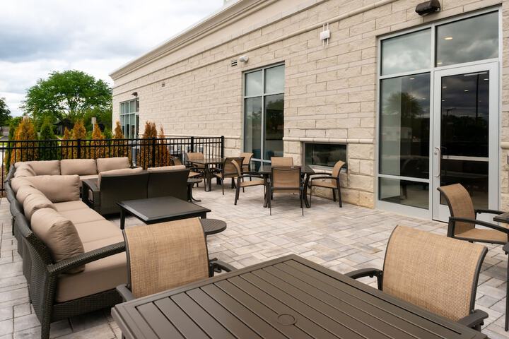 Terrace/Patio 42 of 43