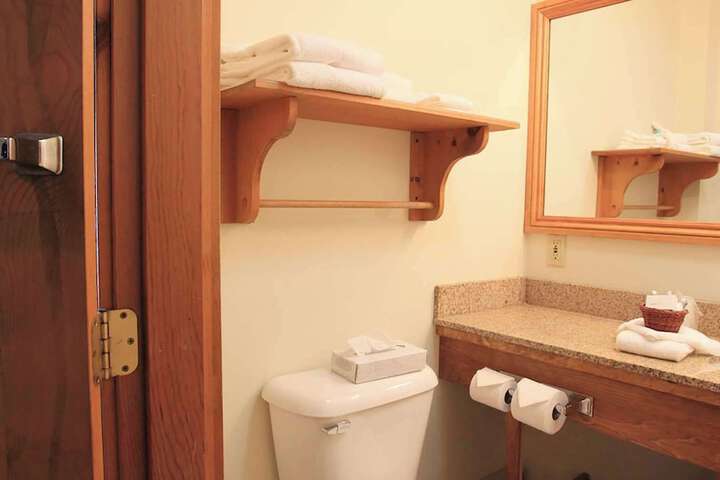 Room 90 of 142