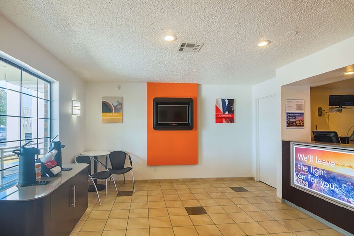 Hotel Interior 11 of 31