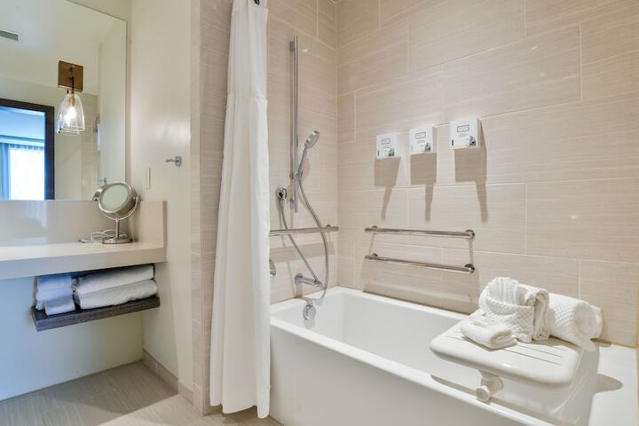 Hoodoo Moab Curio Collection by Hilton