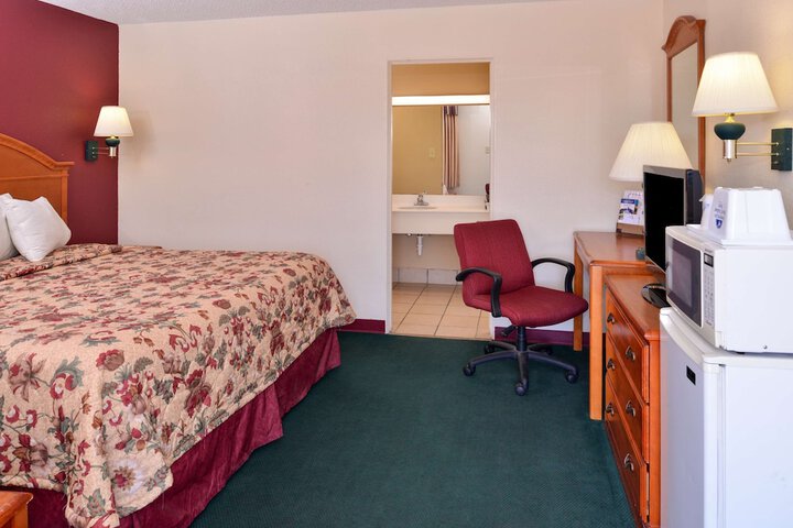 Room 29 of 43