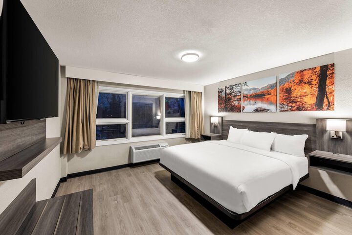 Clarion Pointe Rhinelander Downtown