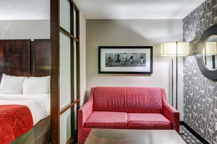 Room 21 of 36