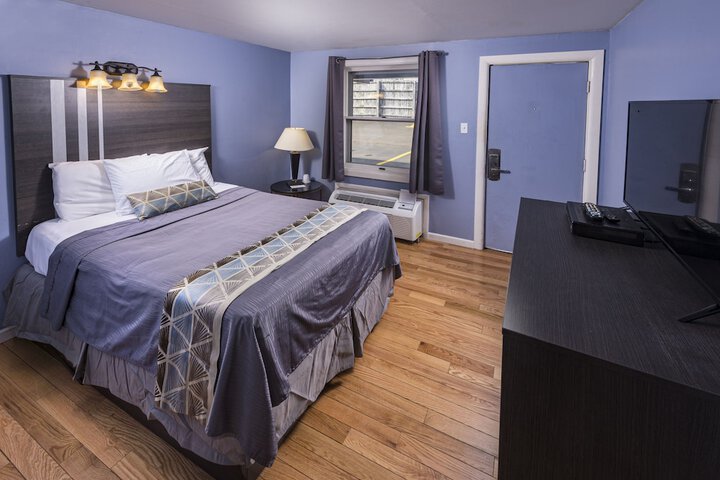 Room 40 of 67