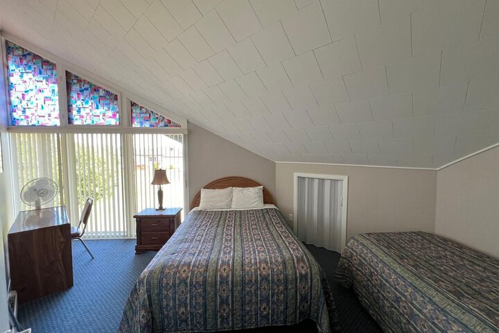 Wawa Northern Lights Motel & chalets