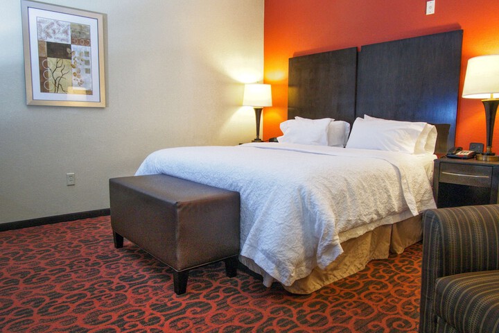 Room 16 of 32