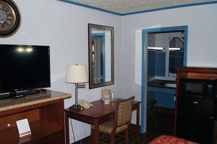 Room 22 of 23