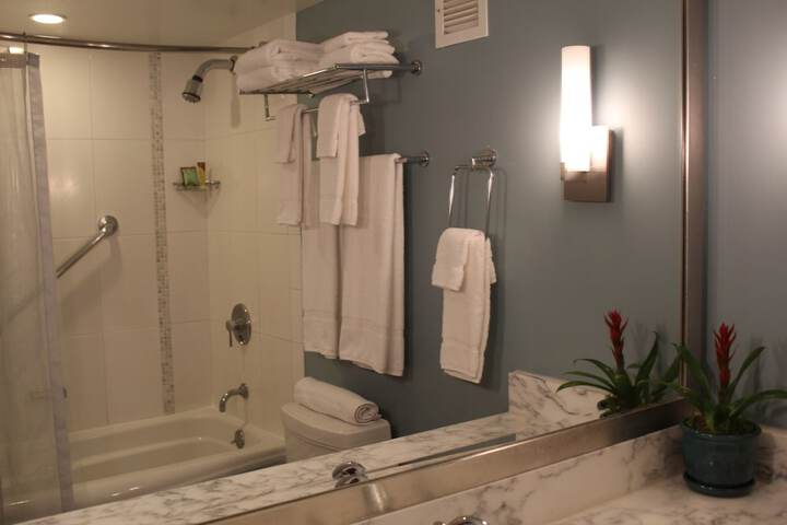 Room 34 of 84