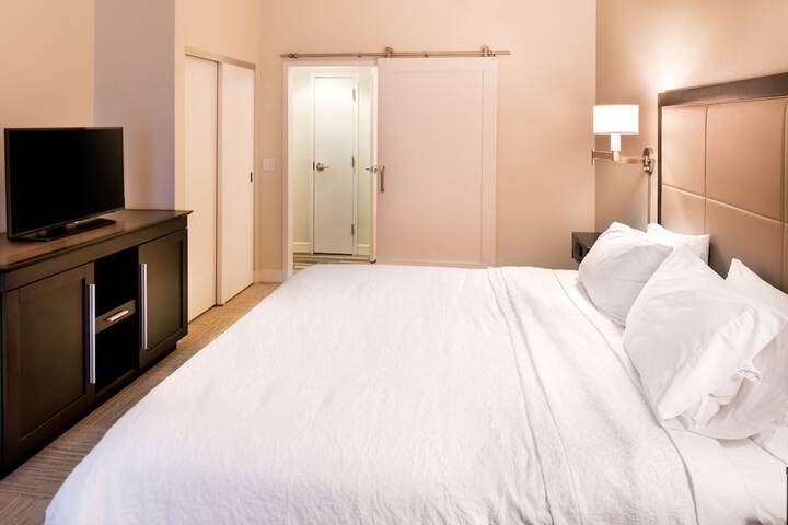 Room 38 of 57