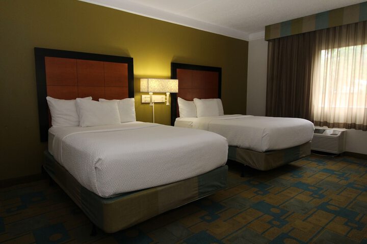 Room 22 of 60