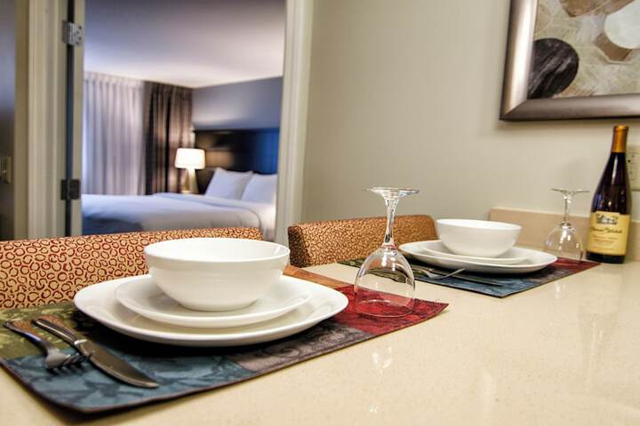 Staybridge Suites Marquette by IHG
