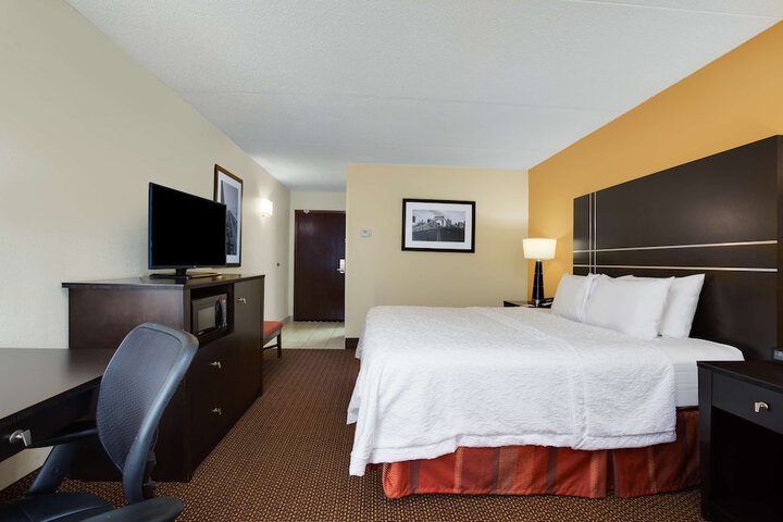 Hampton Inn Pittsburgh / West Mifflin