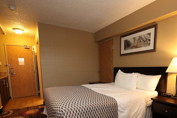Stonebridge Hotel