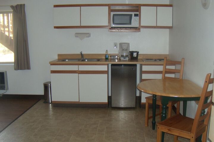 Room 18 of 33