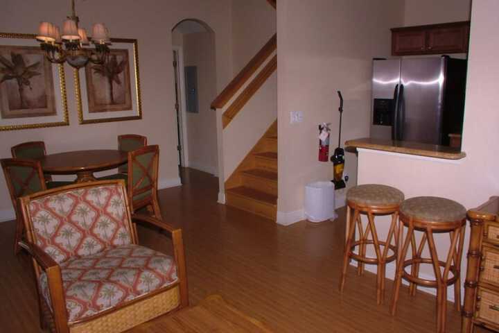 Room 4 of 13
