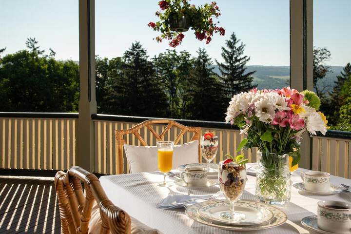 Breakfast/Coffee Service 53 of 66