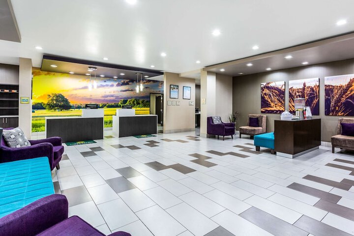 Hotel Interior 10 of 47