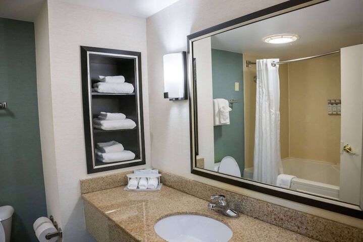 Wyndham Garden Erie