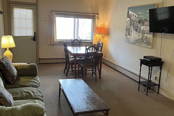 Room 21 of 29