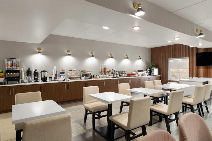 Wingate by Wyndham Clearfield