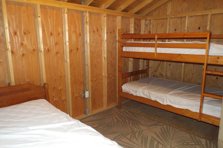 Room 44 of 64