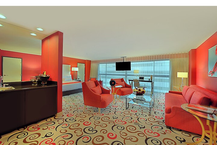 Room 22 of 67