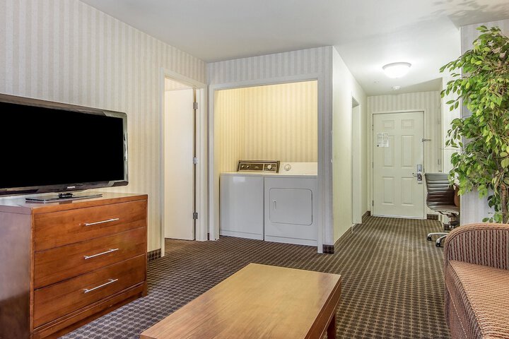 Room 14 of 26