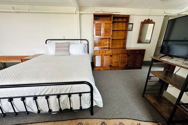 Room 140 of 167