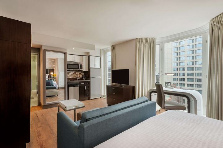 Room 20 of 59