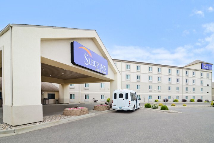 Sleep Inn & Suites Conference Center and Water Park