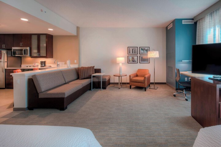 Room 16 of 87