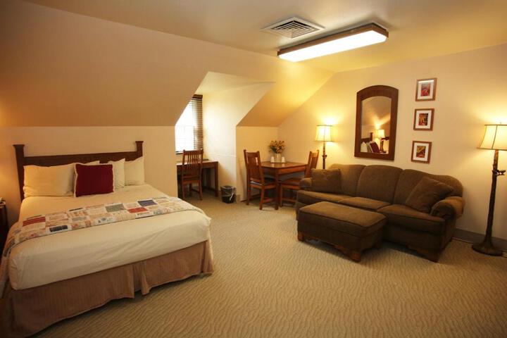 Canyon Inn
