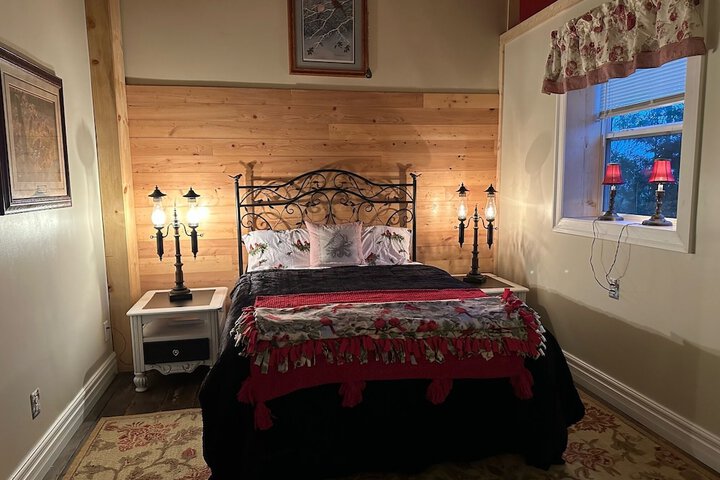 Room 42 of 49