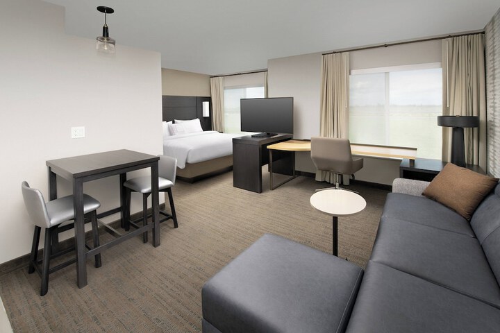 Room 18 of 31