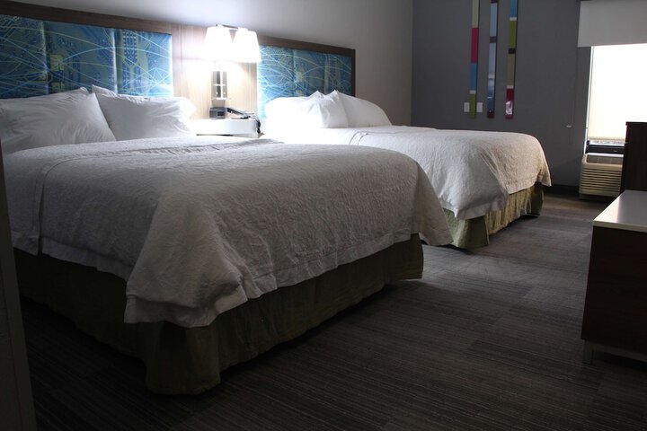 Room 21 of 40