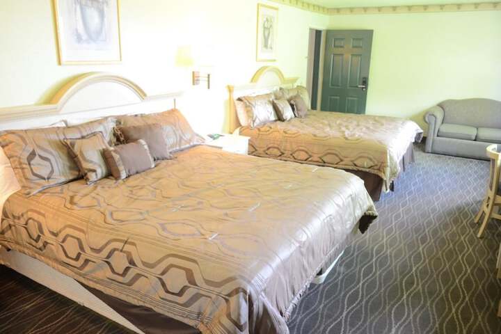 Room 35 of 44