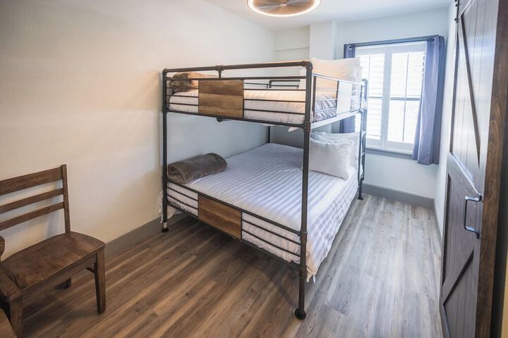 Room 38 of 58