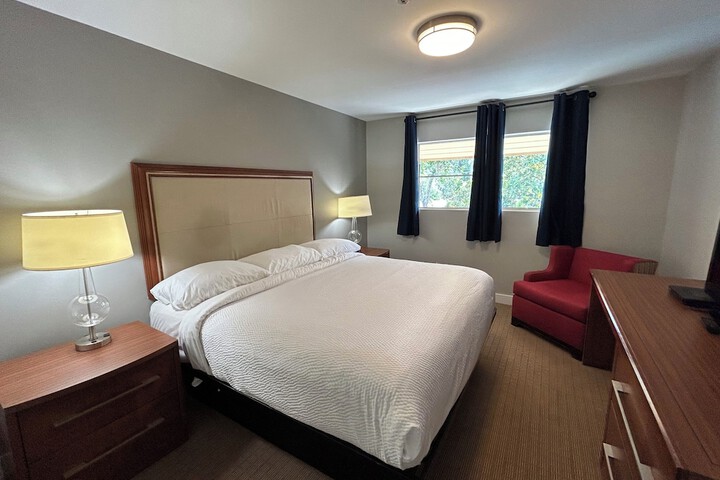 Room 10 of 15