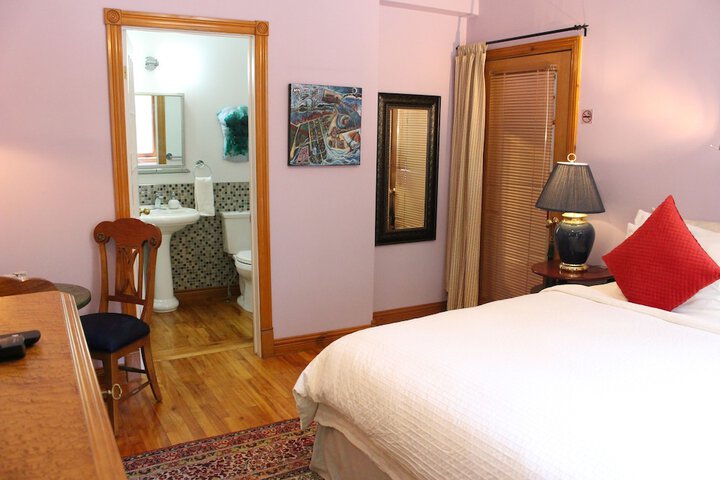 Room 11 of 39