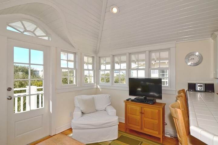 Cottage Rental Agency - Seaside Florida