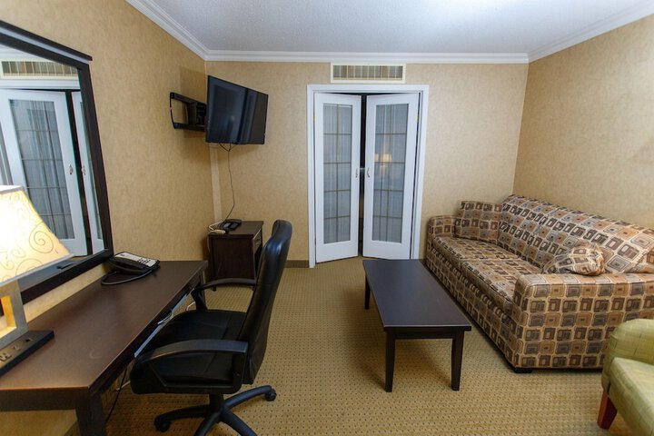 Room 27 of 58