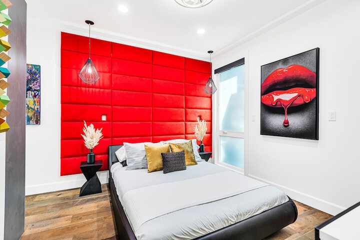 Room 54 of 72