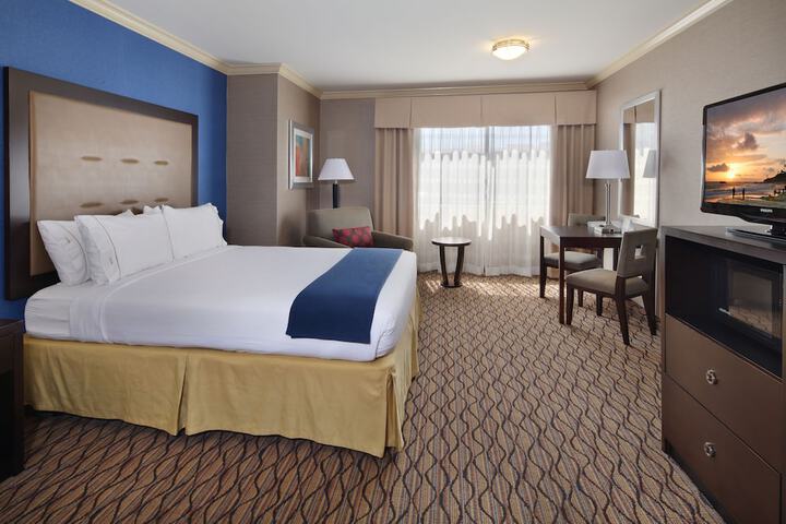 Room 31 of 39