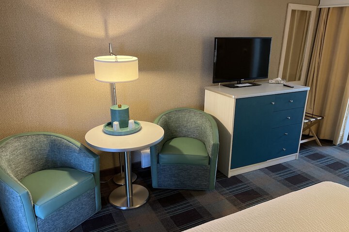 Room 14 of 23