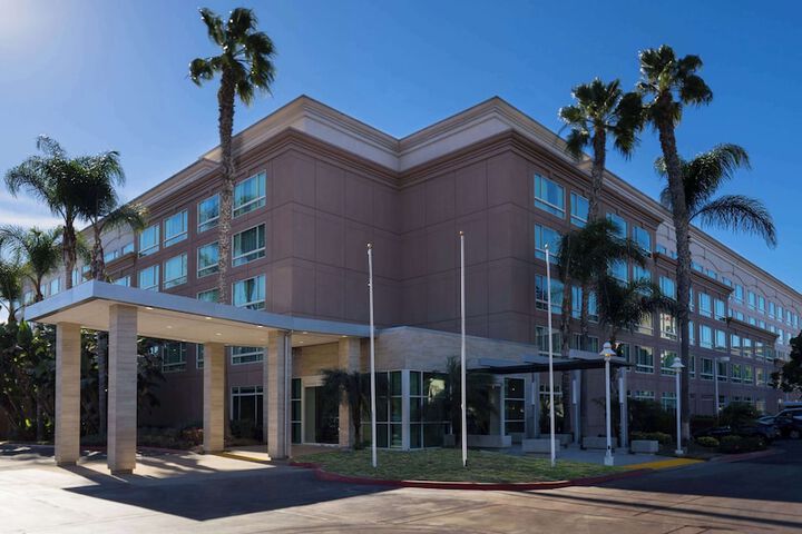 Hotel 4 of 67
