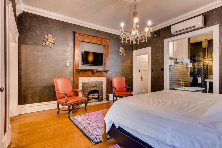 Room 48 of 90