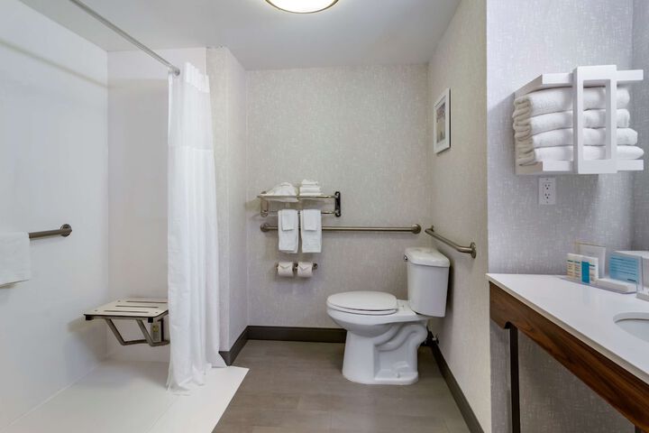 Room 21 of 29