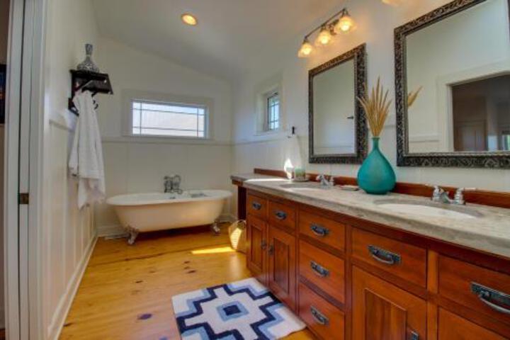 The Highlands Gearhart Beach House