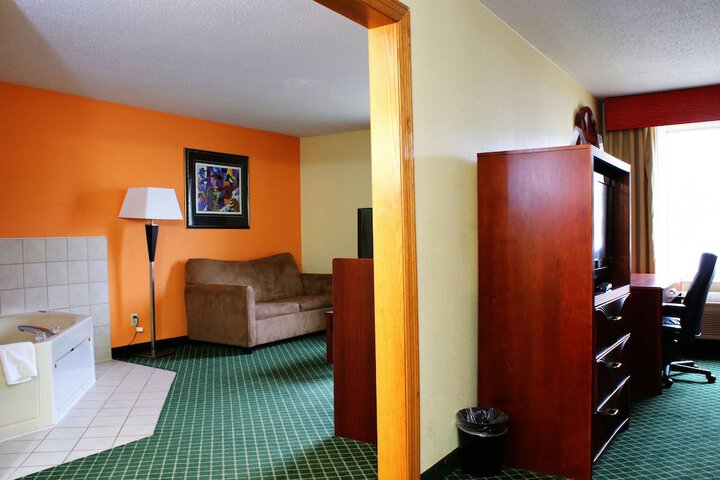 Room 26 of 41