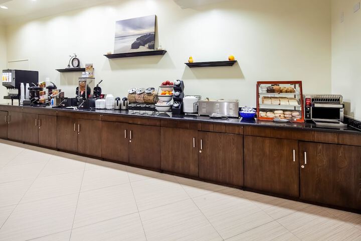 Breakfast/Coffee Service 19 of 22